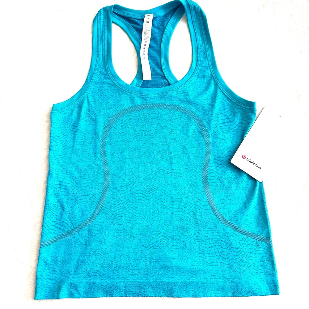 NEW WITH TAGS Lulu Lemon Swiftly Tech Racerback Tank. Size 4